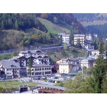 Paese in autunno